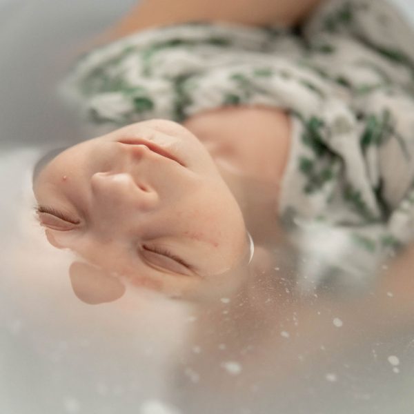 bain bébé, bain de Sonia, thérapeutique bain bébé.